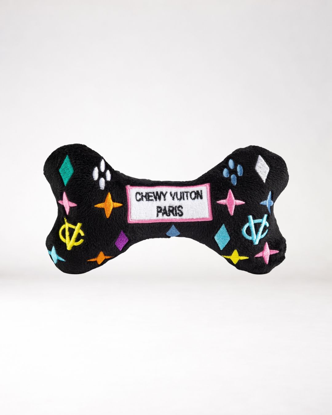 Chewy Vuiton Monogram Bone zwart pluche hondenspeeltje met kleurrijk monogram en pieper