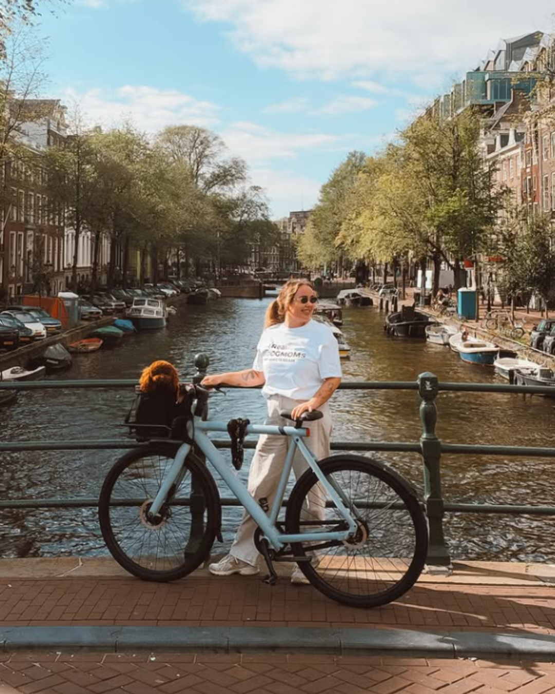 The Real Dog Moms of Antwerp | Limited edition T-shirt